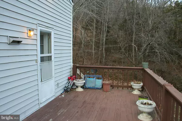 Stanardsville, VA 22973,906 GREENE ACRES RD N