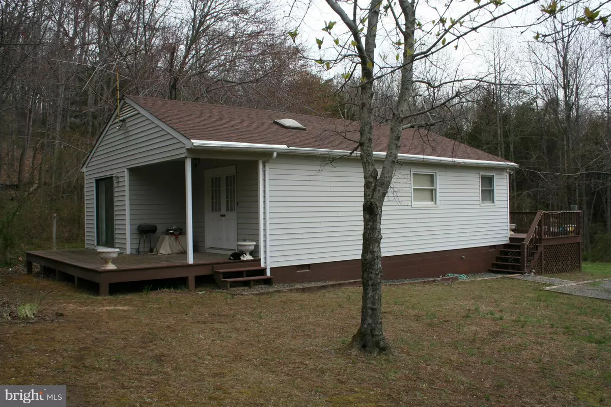 Stanardsville, VA 22973,906 GREENE ACRES RD N