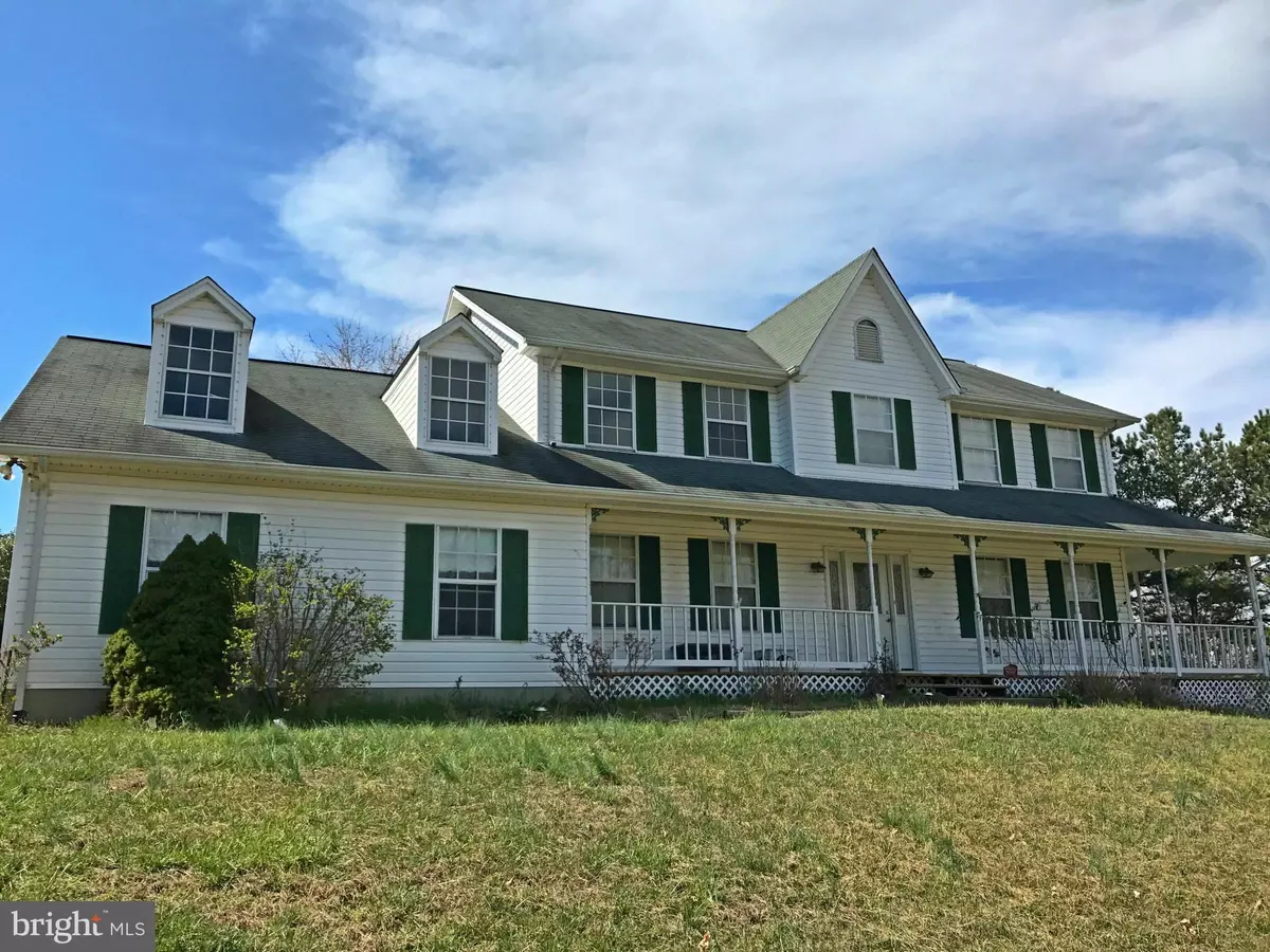 Owings, MD 20736,900 WOODLAND WAY