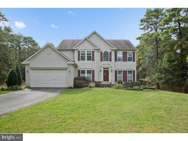 11 HOLLY HILLS LN, Alloway, NJ 08302