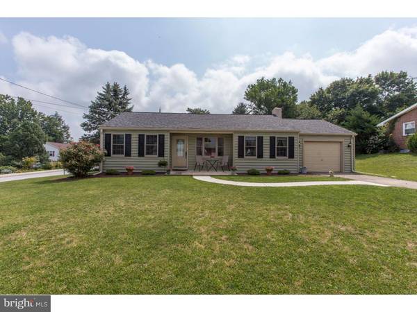 401 S HILLCREST AVE, Quarryville, PA 17566