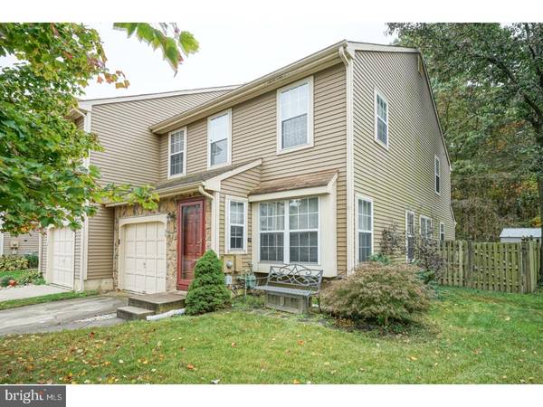 50 KETTLEBROOK DR, Mount Laurel, NJ 08054