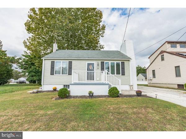 25 ELIZABETH DR, Pennsville, NJ 08070