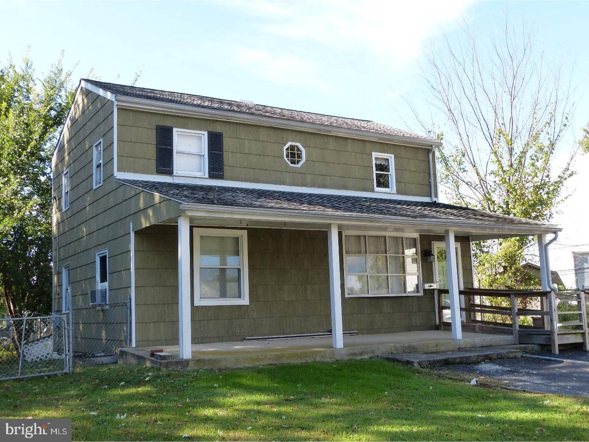 Norwood, PA 19074,6 CIRCLE LN