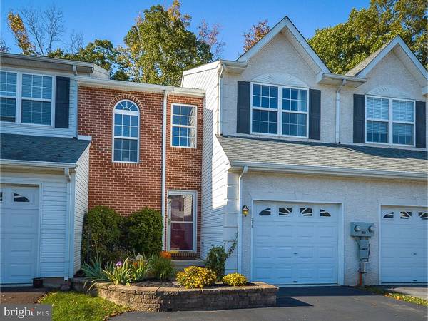 216 HAMPSHIRE DR, Sellersville, PA 18960