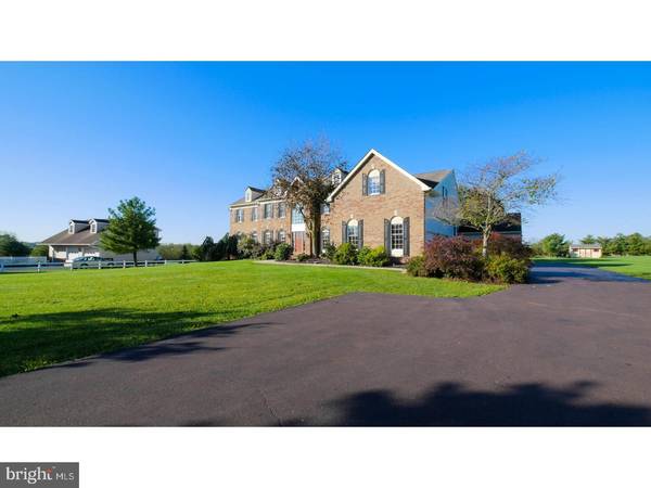 2153 HILLCREST RD, Quakertown, PA 18951