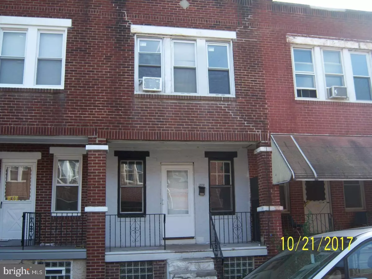 Philadelphia, PA 19124,5221 GLENLOCH ST