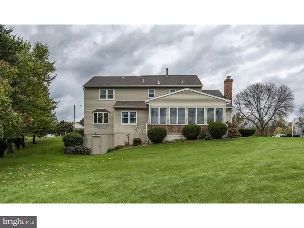 Reading, PA 19608,35 SADDLE CT