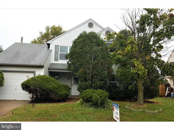 7 CHAPEL CIR, Sicklerville, NJ 08081