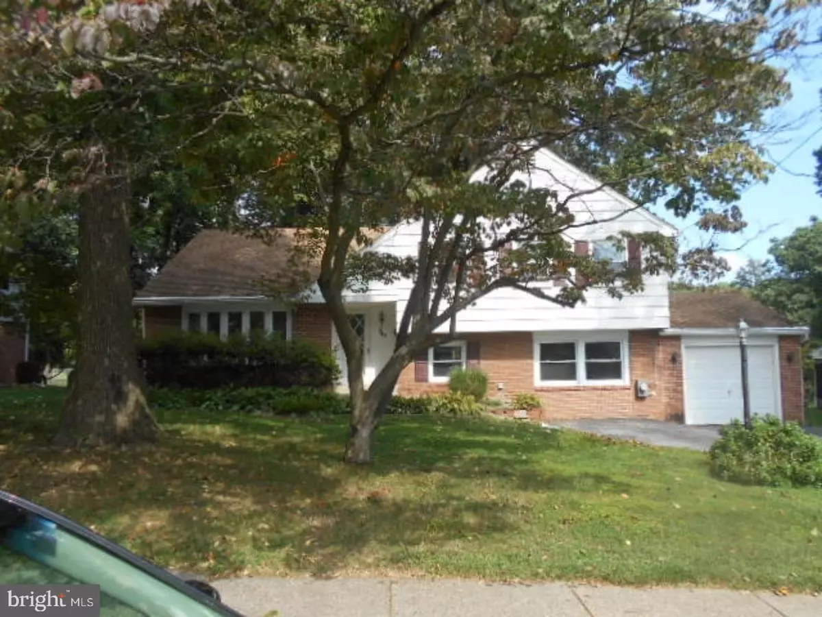 Springfield, PA 19064,949 EDWARDS DR