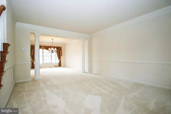 Sterling, VA 20166,43487 FREEPORT PL