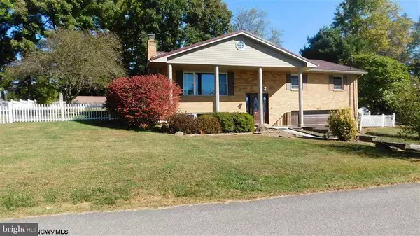 307 MEADOW VIEW DR,  Arthurdale,  WV 26520