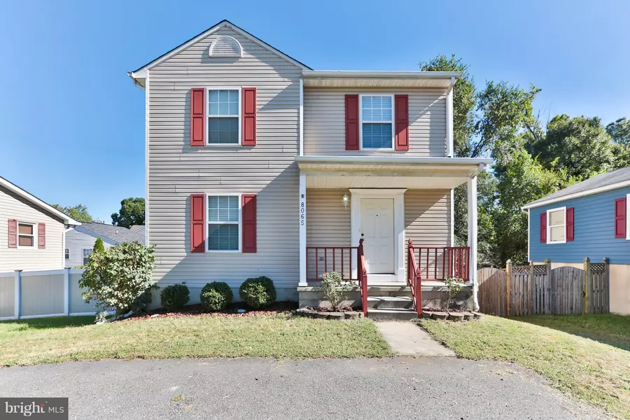 8065 CATHERINE AVE, Pasadena, MD 21122