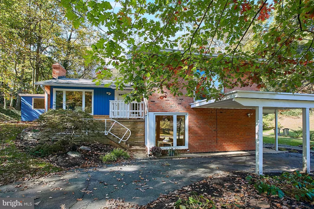 Falls Church, VA 22044,3326 STONEYBRAE DR