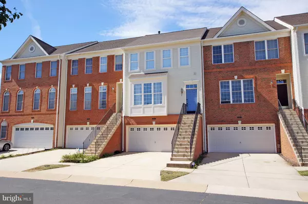 25256 MCINTYRE SQ, Chantilly, VA 20152