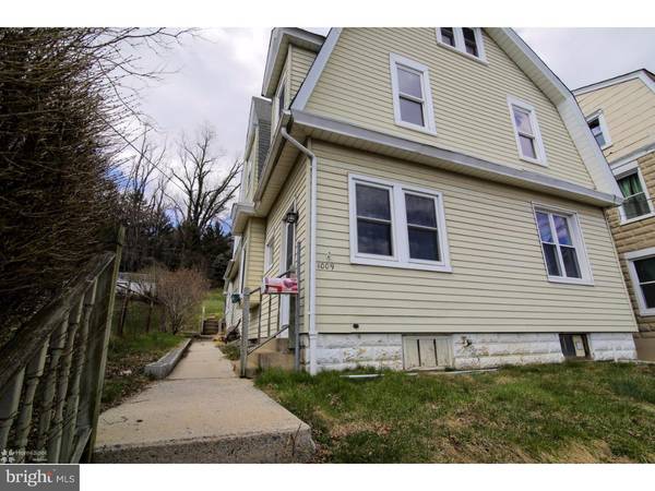 1009 JETER AVE, Bethlehem, PA 18015