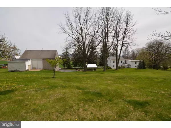 1043 VAN REED RD, Reading, PA 19605