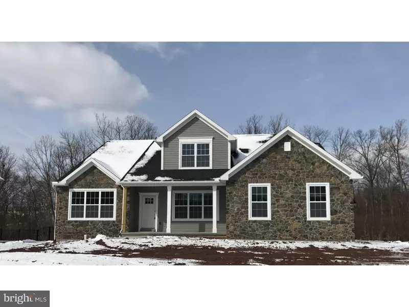 201 WOODS EDGE DR, Douglassville, PA 19518