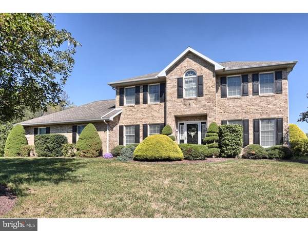 13 ORCHARD PL, Bernville, PA 19506