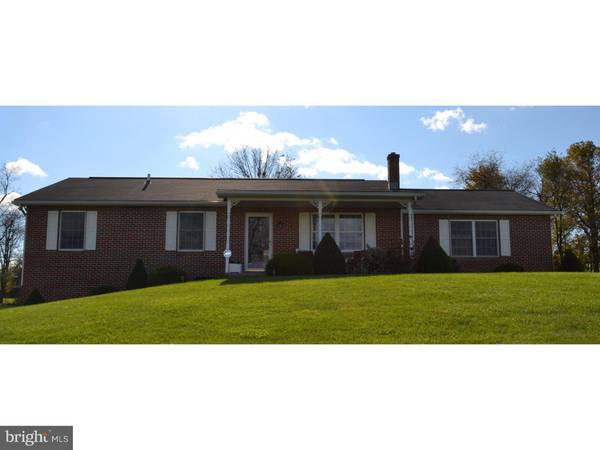 206 BERGER SCHOOL RD, Bernville, PA 19506