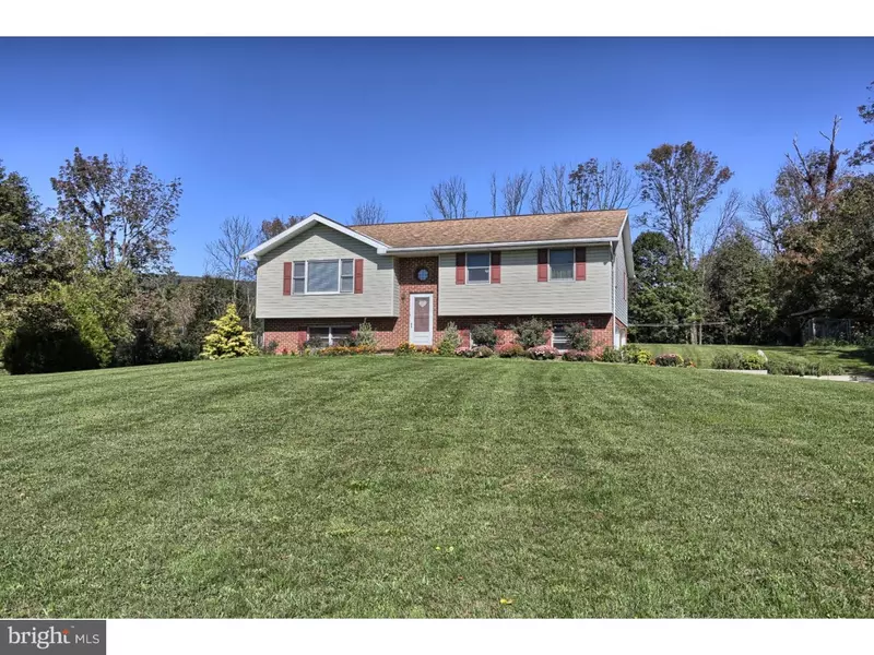 661 SCHUBERT RD, Bethel, PA 19507