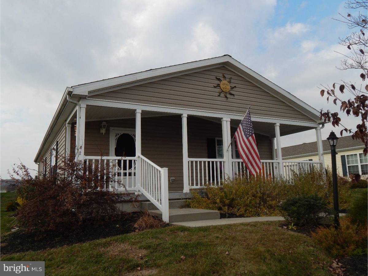 Bechtelsville, PA 19505,28 EAGLES WATCH N