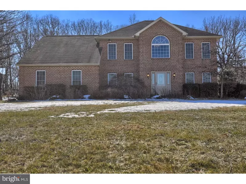 3 RIDGE CREST DR, Fleetwood, PA 19522