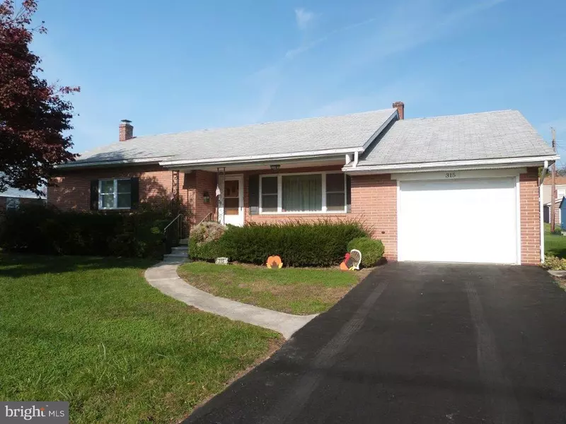 315 W ARCH ST, Fleetwood, PA 19522