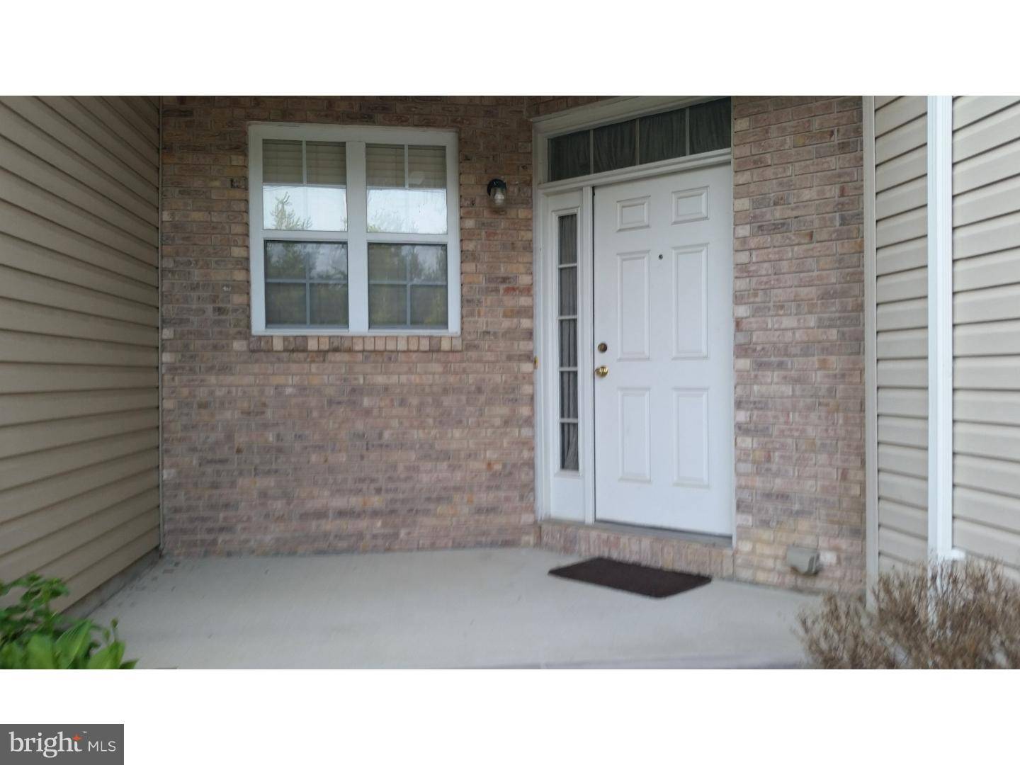 9 TENNYSON RD, East Windsor, NJ 08520