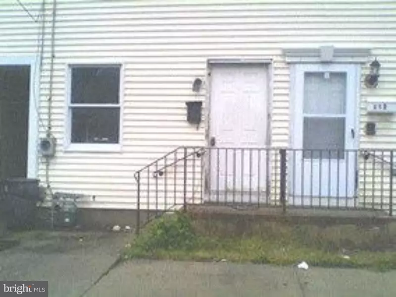 862 E STATE ST, Trenton, NJ 08609