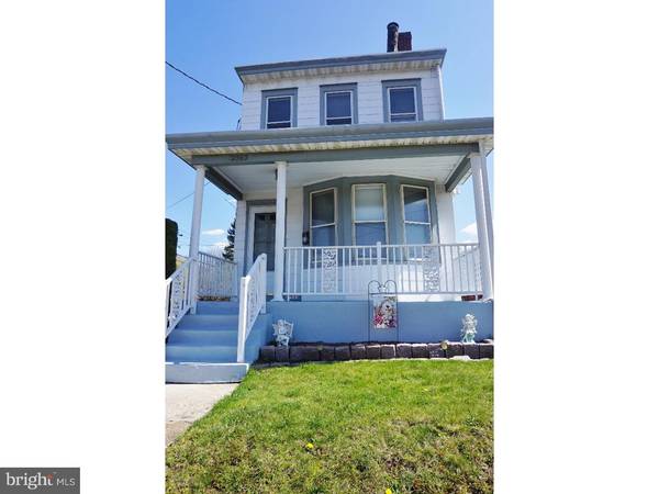 2565 HAMILTON AVE, Hamilton, NJ 08619