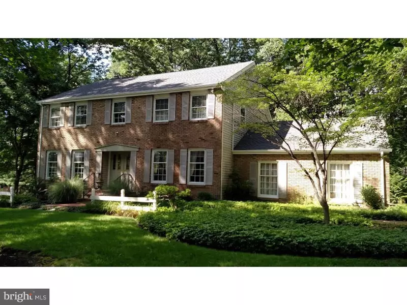 12 HEMLOCK LN, Ewing, NJ 08628