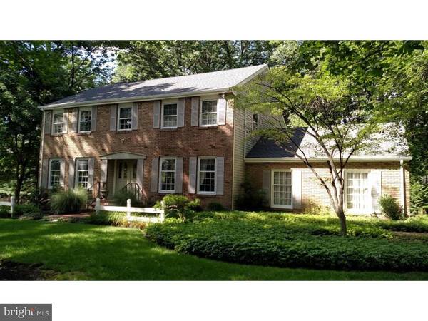 12 HEMLOCK LN, Ewing, NJ 08628