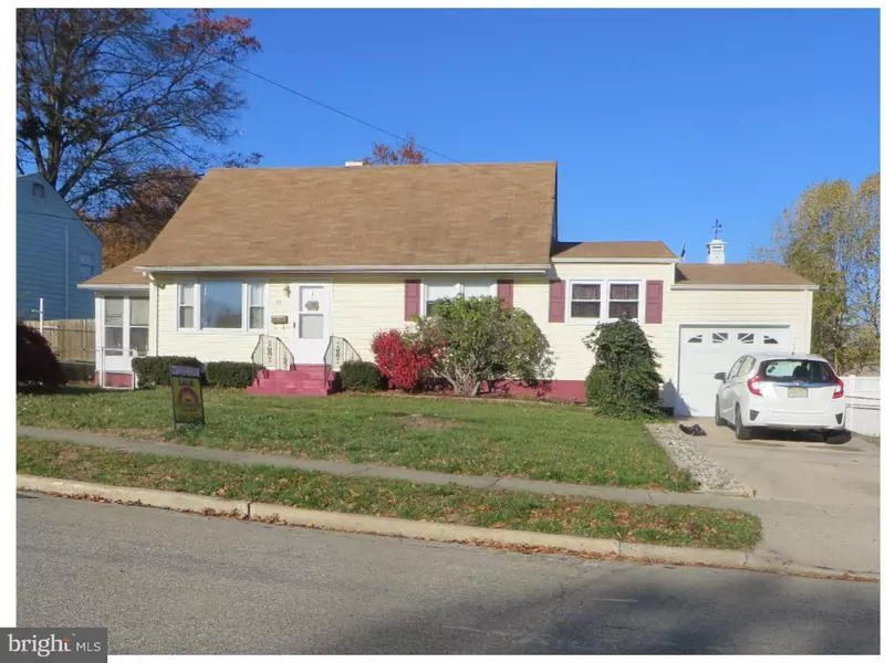 18 SHACKAMAXON DR, Hamilton Square, NJ 08690