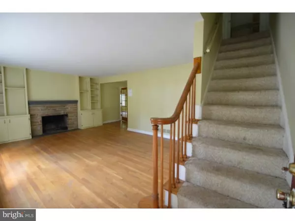 Ewing, NJ 08628,6 BOXWOOD CT