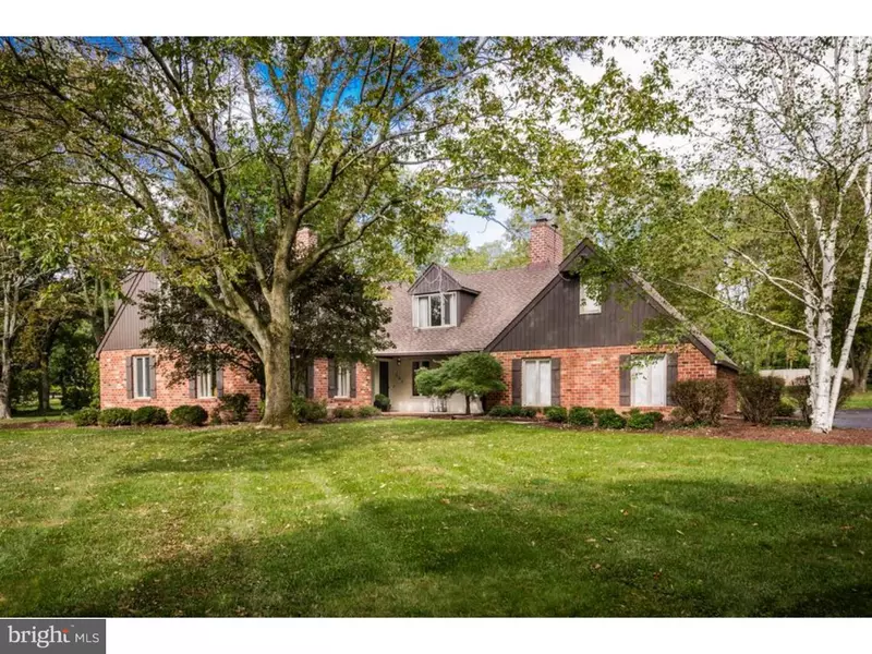 101 W SHORE DR, Pennington, NJ 08534