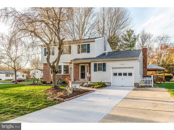 30 ELM DR, Hightstown, NJ 08520