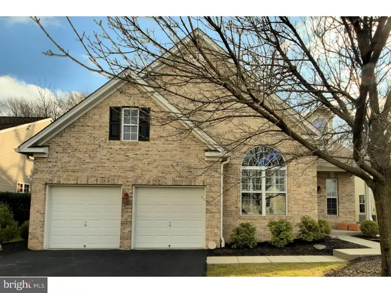 39 LEXINGTON DR, Pennington, NJ 08534