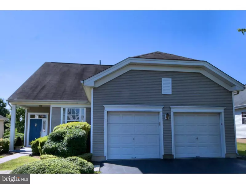 16 STANFORD RD E, Pennington, NJ 08534