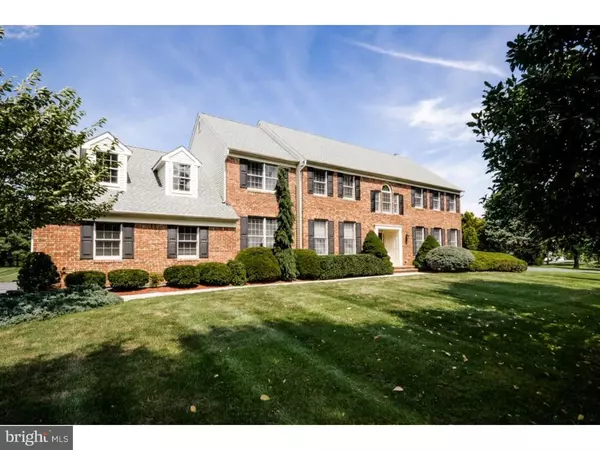 3 WYNWOOD DR, West Windsor, NJ 08550