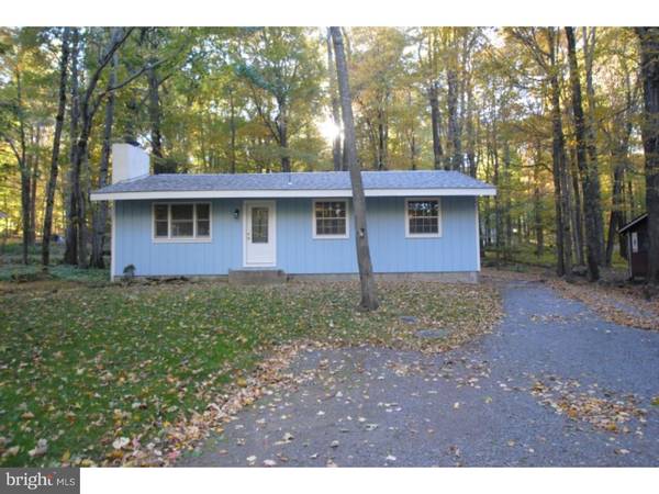 1511 LOCUST LN, Pocono Lake, PA 18347