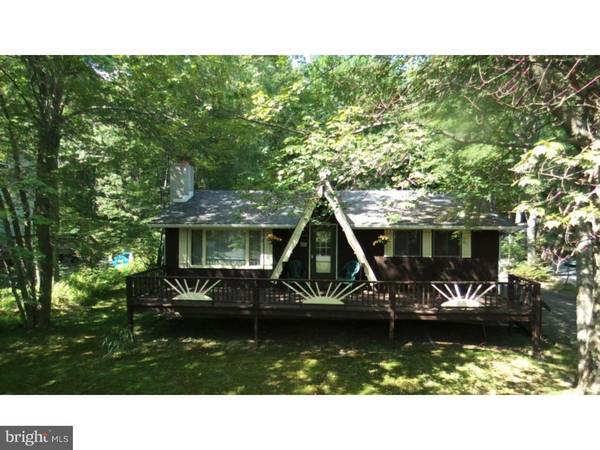 333 NORTH ARROW, Pocono Lake, PA 18347