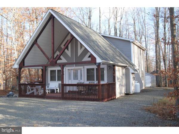 210 MAXATAWNY DR, Pocono Lake, PA 18347