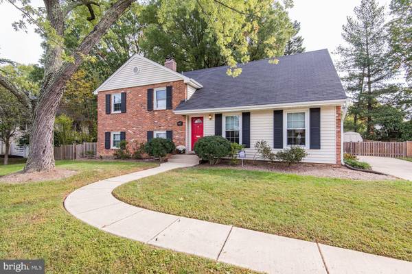 8423 FORT HUNT RD, Alexandria, VA 22308