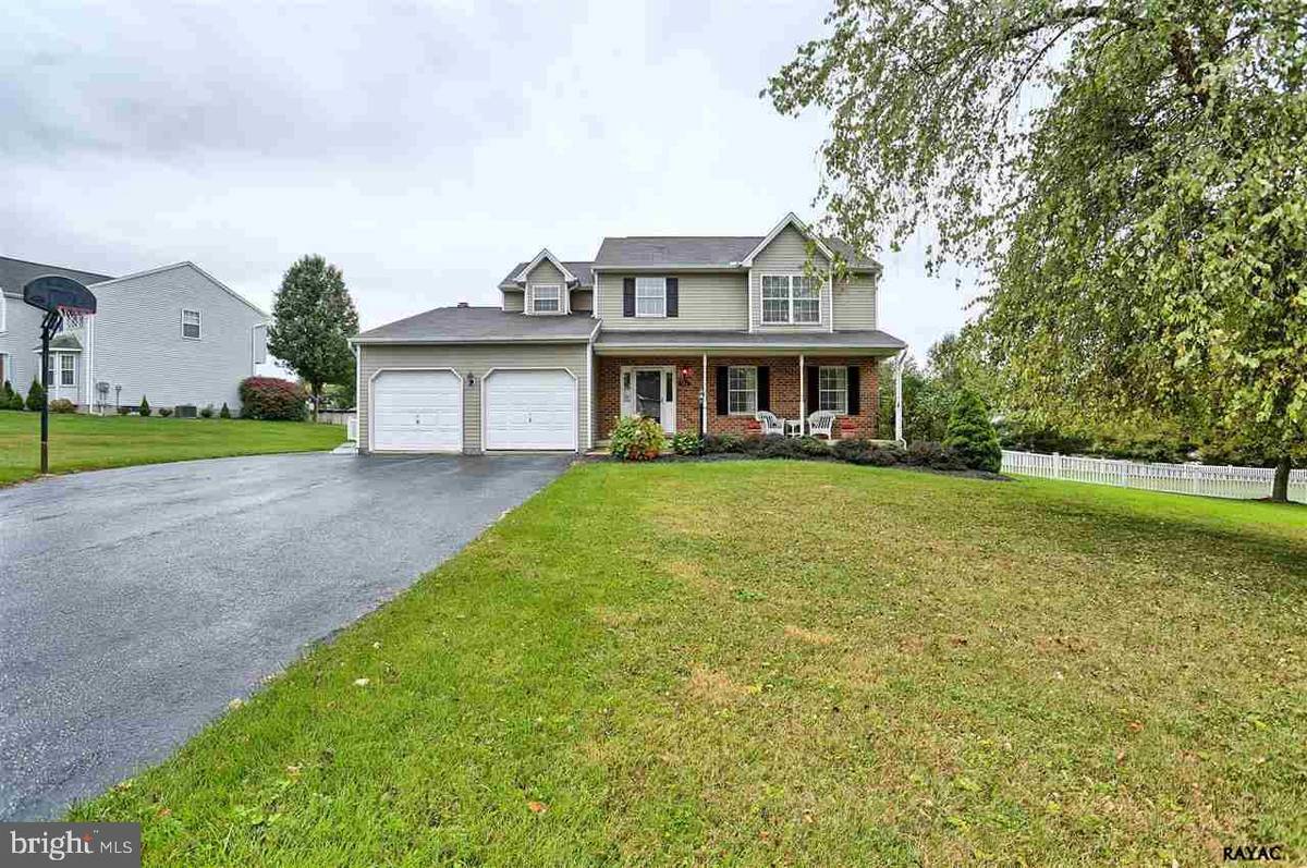 Stewartstown, PA 17363,114 HERSHEY CIR