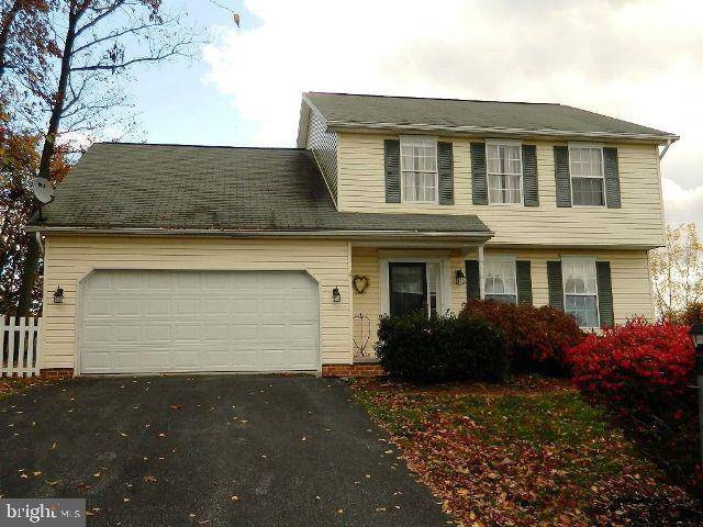 Stewartstown, PA 17363,4 ASPEN CT