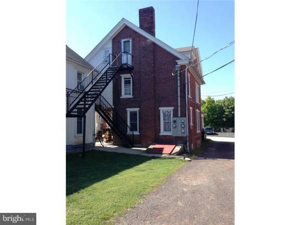 Souderton, PA 18964,15 N FRONT ST