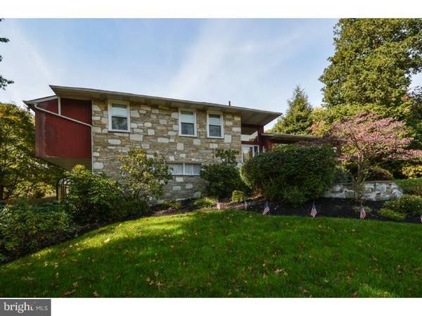 990 INDIAN CREEK RD, Jenkintown, PA 19046