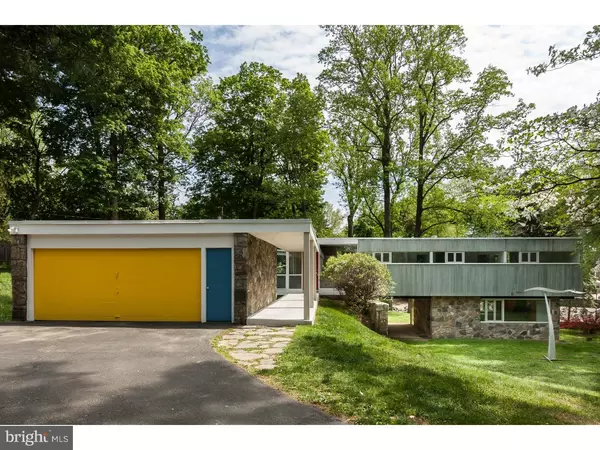929 FROG HOLLOW RD, Jenkintown, PA 19046