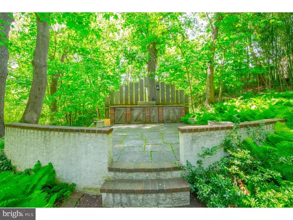 Ambler, PA 19002,157 EDGEWOOD DR